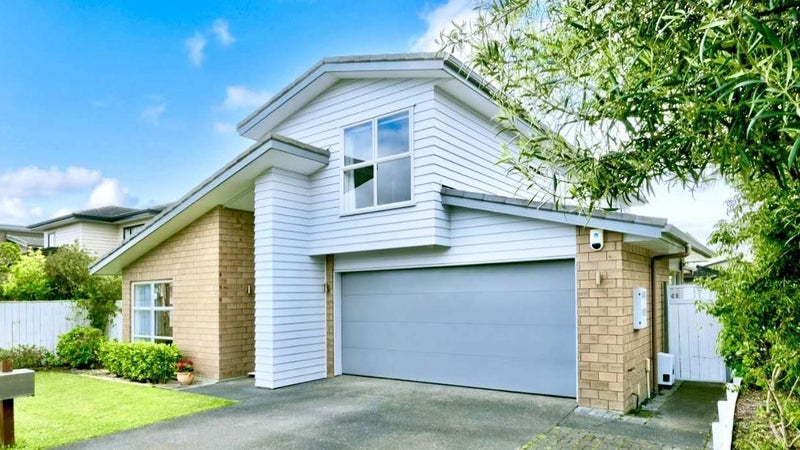 9 Brookview Drive, Flat Bush, Auckland - Carousel 1