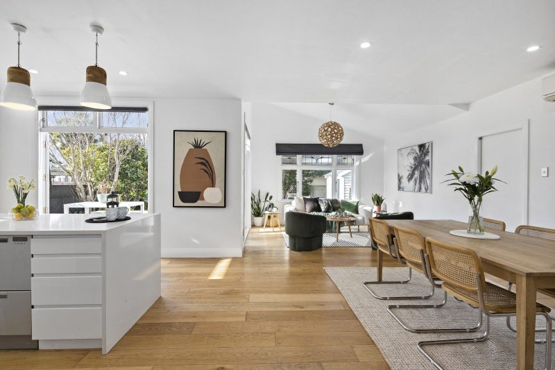 52 Ava Street, Petone, Lower Hutt - Carousel 2