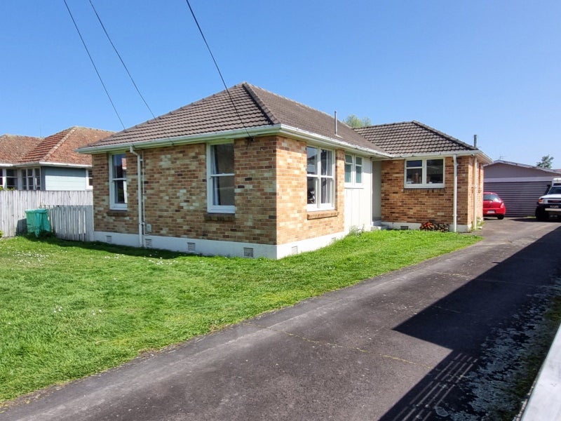 43 Portal Crescent, Beerescourt, Hamilton - Carousel 1