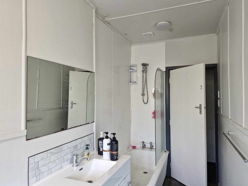 3 Upjohn Street, Brooklands, New Plymouth - Carousel 13