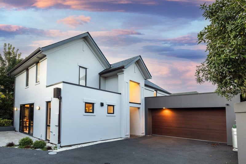 31 McDougall Avenue, St Albans, Christchurch - Carousel 1