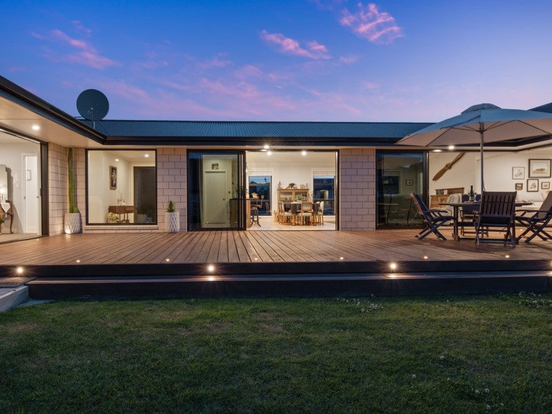 6 Spitfire Drive, Burleigh, Blenheim - Carousel 2