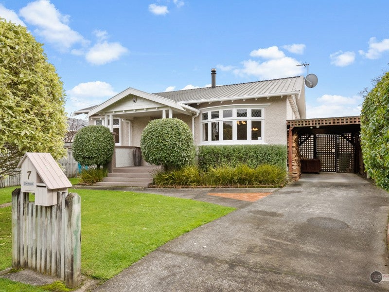 7 Brook Street, Waiwhetu, Lower Hutt - Carousel 1