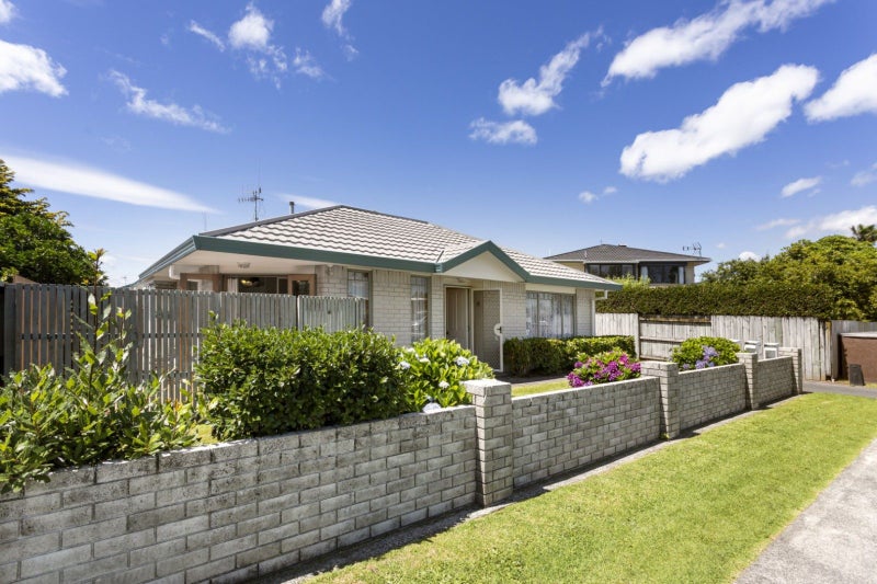 1392 Cameron Road, Greerton, Tauranga - Carousel 16