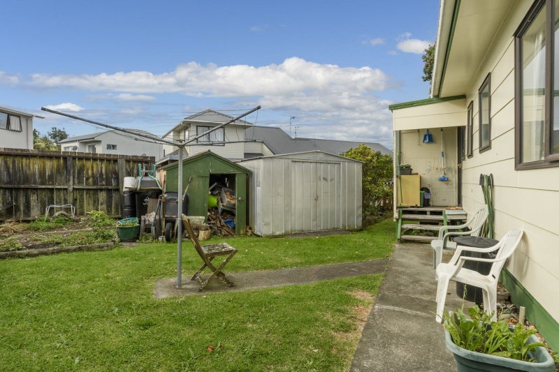 15B Robins Road, Judea, Tauranga - Carousel 18