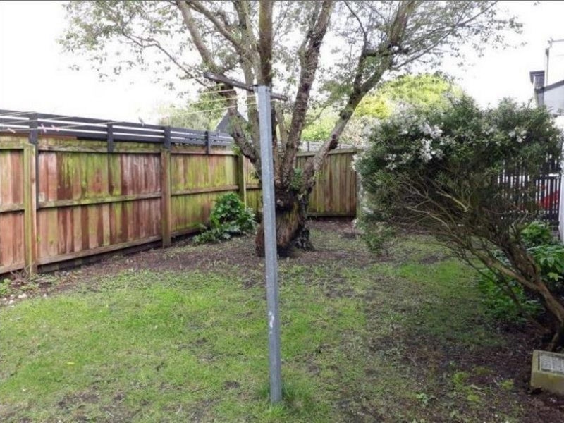 4/58 Office Road, Merivale, Christchurch - Carousel 8