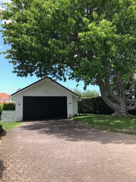 209 St Heliers Bay Road, Saint Heliers, Auckland - Carousel 17