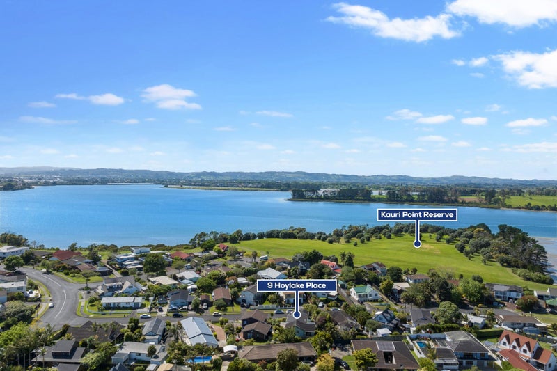 9 Hoylake Place, Wattle Downs, Auckland - Carousel 2
