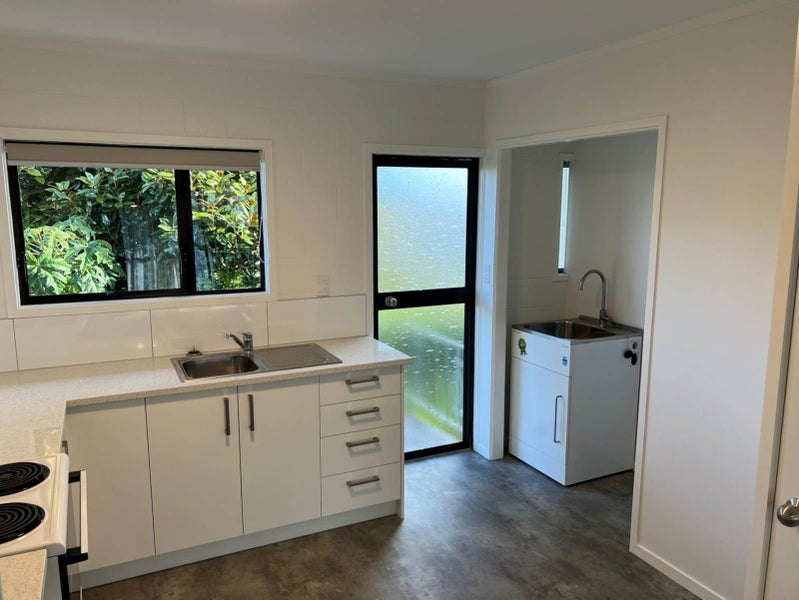 3/25 Kingsway Avenue, Sandringham, Auckland - Carousel 2