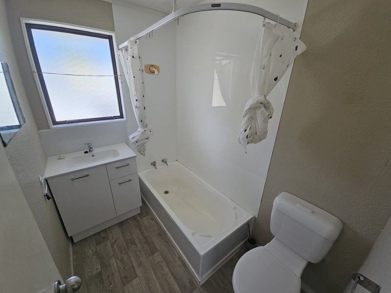 2/40 Greenhaven Avenue, Papakura, Auckland - Carousel 19