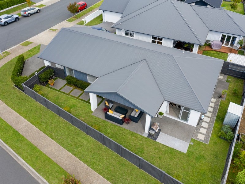 54 Penetaka Heights, Pyes Pa, Tauranga - Carousel 2