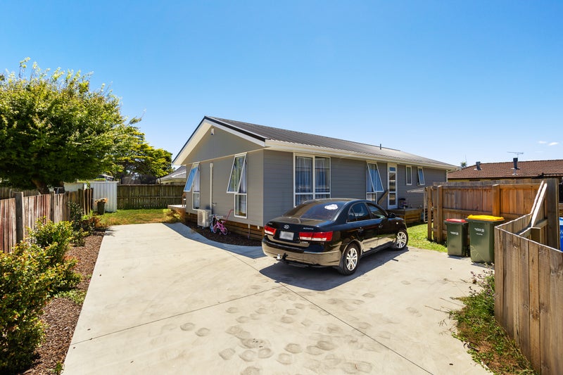 23A Waiari Road, Conifer Grove, Takanini - Carousel 2