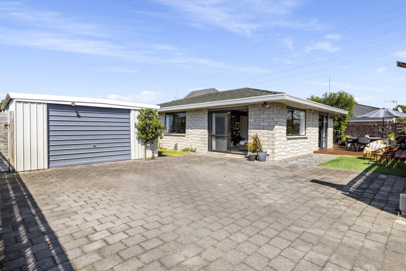190B Greerton Road, Greerton, Tauranga - Carousel 1