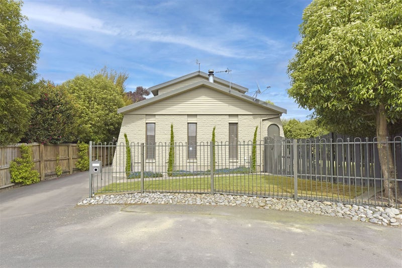 50C Karnak Crescent, Russley, Christchurch - Carousel 2