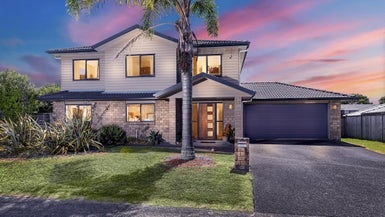 39 Riverglade Parkway, Te Atatu South, Auckland - Carousel 1