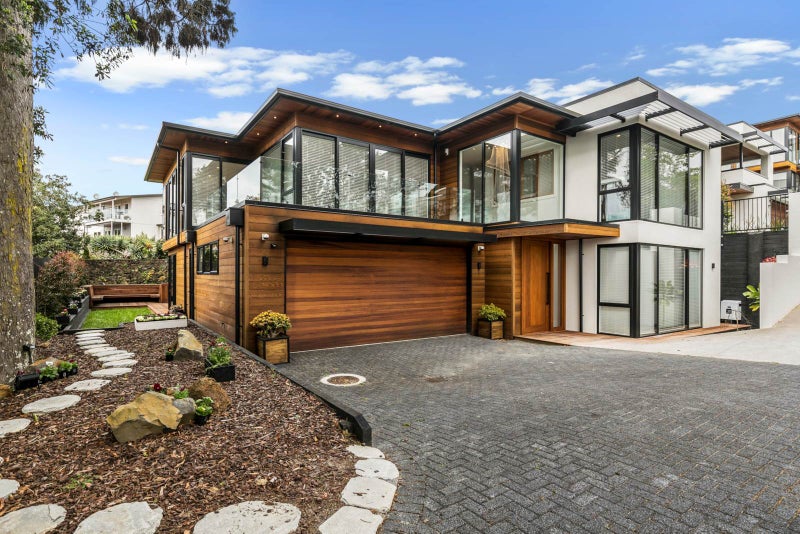 22A Lake View Road, Takapuna, Auckland - Carousel 1