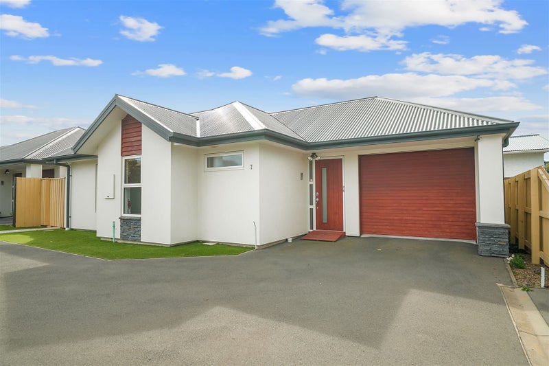 7 Cressy Lane, Woolston, Christchurch - Carousel 1