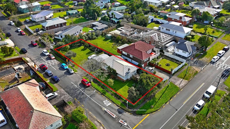 56 Tahi Terrace, Glen Eden, Auckland - Carousel 1