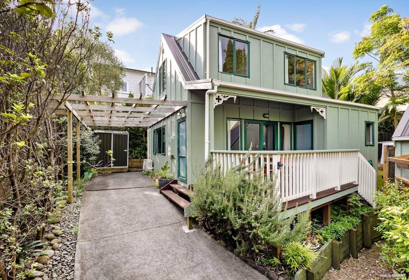 70B Fourth Avenue, Morningside, Auckland - Carousel 1