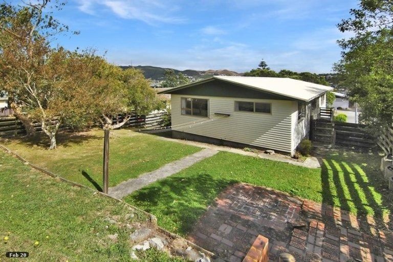 79 Stewart Drive, Newlands, Wellington - Carousel 16
