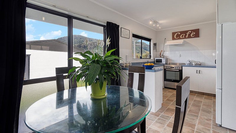 23B Steeles Lane, Western Heights, Rotorua - Carousel 2