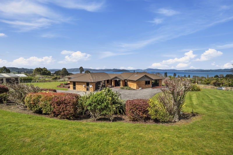 4 Atkins Lane, Hamurana, Rotorua - Carousel 1