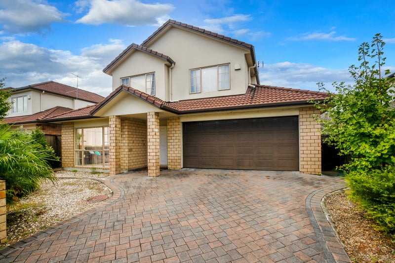 323 Chapel Road, Flat Bush, Auckland - Carousel 1