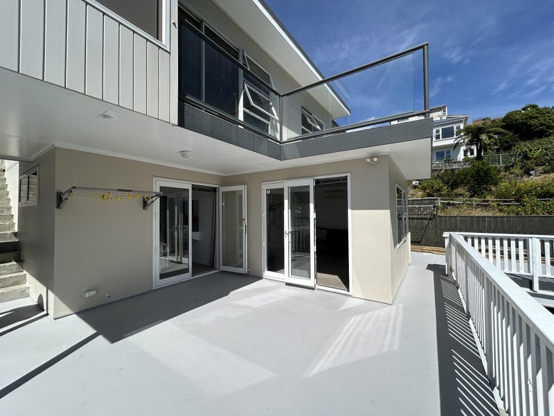 22 Dorking Road, Brooklyn, Wellington - Carousel 1