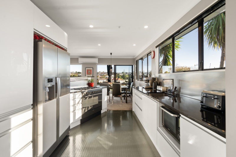 77A Grange Road, Otumoetai, Tauranga - Carousel 2