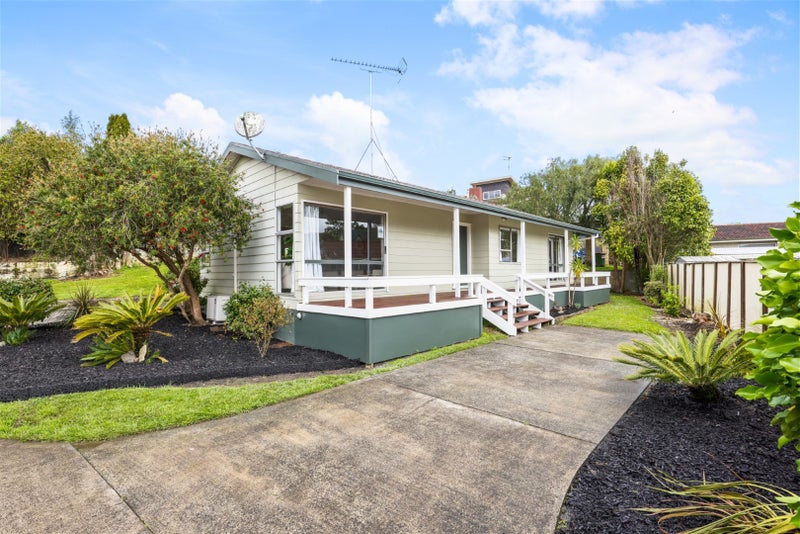 29 Hazelwood Avenue, Dinsdale, Hamilton - Carousel 1