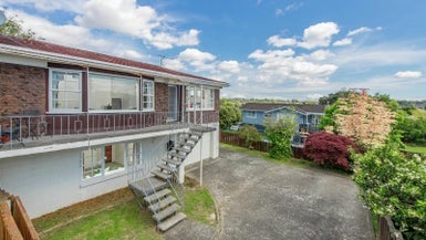 361B Pakuranga Road, Pakuranga Heights, Auckland - Carousel 1