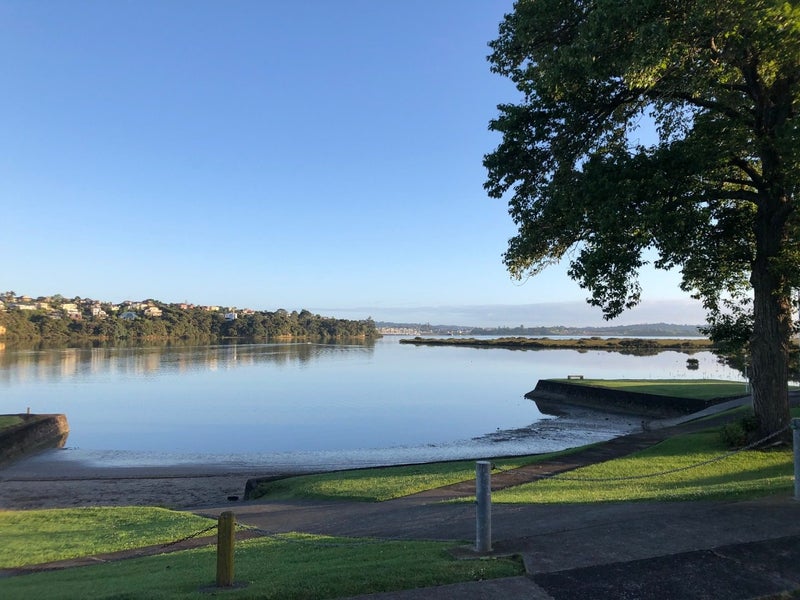 18 Chapman Road, Te Atatu Peninsula, Auckland - Carousel 1