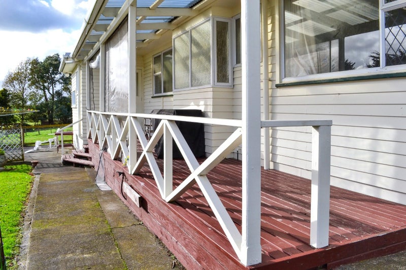 161 Hendersons Line, Kelvin Grove, Palmerston North - Carousel 2