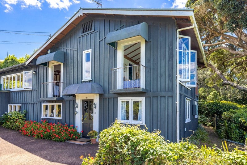 156 Wharf Road, Ostend, Waiheke Island - Carousel 2