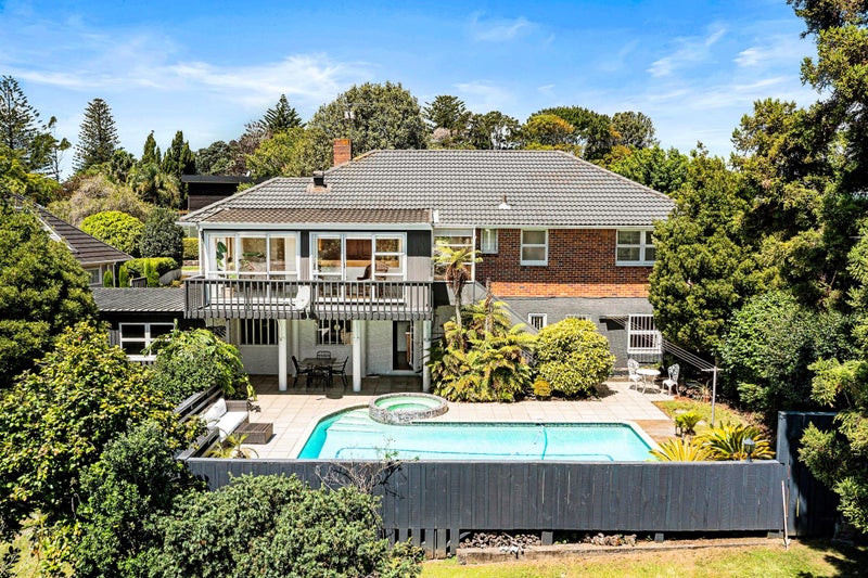 63 Roberta Avenue, Glendowie, Auckland - Carousel 1