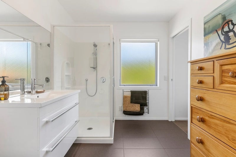 22 Gloucester Street, Wilton, Wellington - Carousel 7