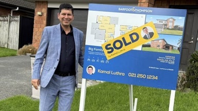 21 Bellshill Close, Wattle Downs, Auckland - Carousel 1