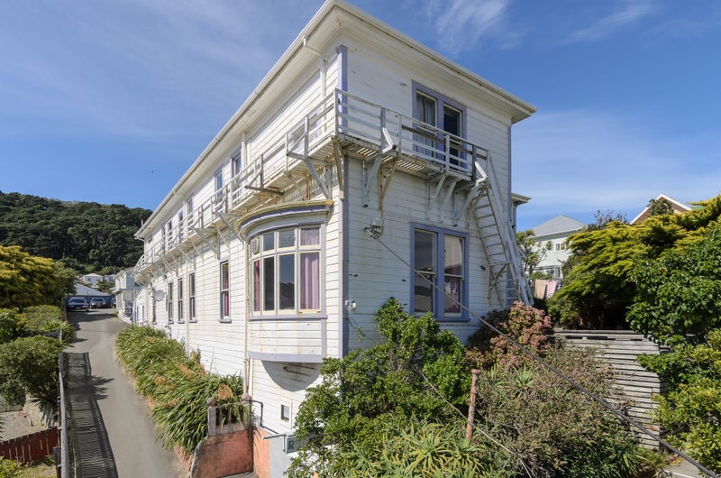73 Ellice Street, Mount Victoria, Wellington - Carousel 1
