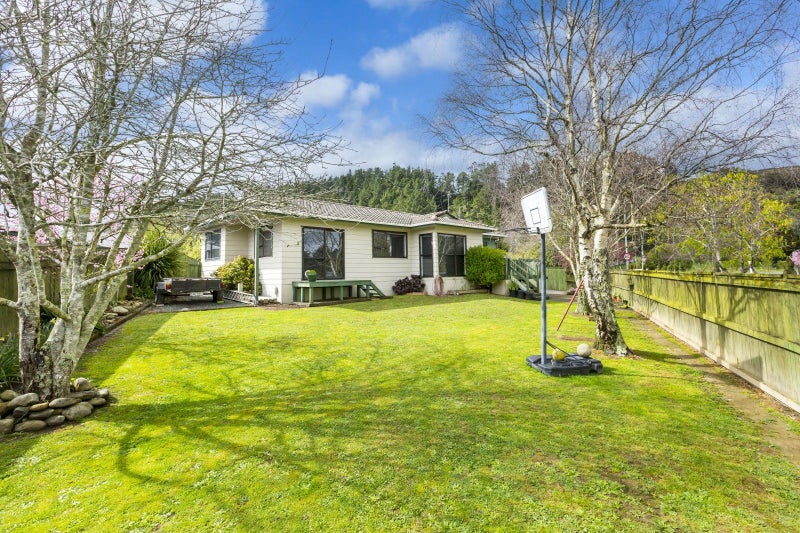 3 Topaz Street, Birchville, Upper Hutt - Carousel 2