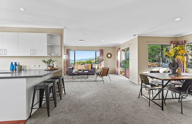 67 Dress Circle, Newlands, Wellington - Carousel 2