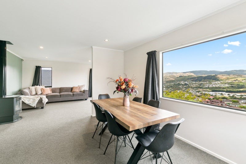 13 Chastudon Place, Tawa, Wellington - Carousel 2