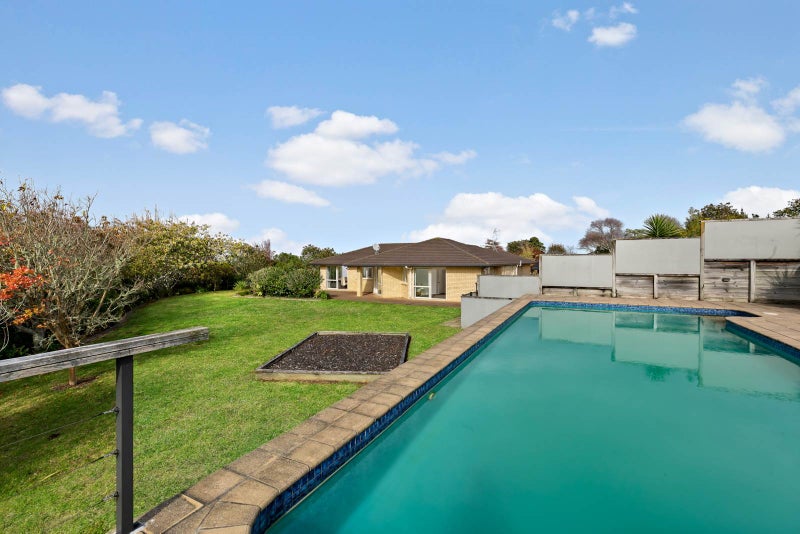 19 Aunceston Rise, Alfriston, Auckland - Carousel 2