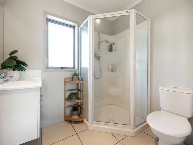 13 Alderwick Place, Rototuna North, Hamilton - Carousel 9