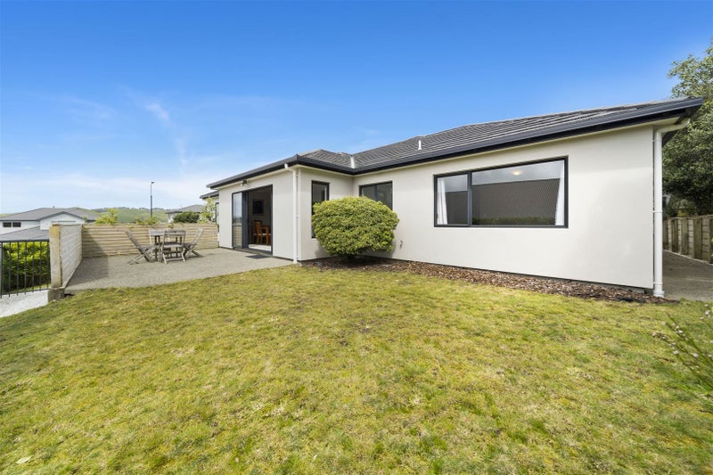 44 Aotea Drive, Aotea, Porirua - Carousel 2