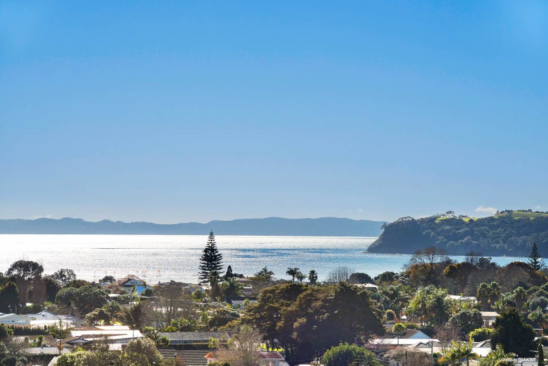 760A Whangaparaoa Road, Manly, Whangaparaoa - Carousel 2