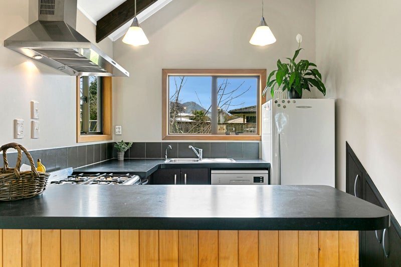 12 Marshall Avenue, Richmond Heights, Taupo - Carousel 1