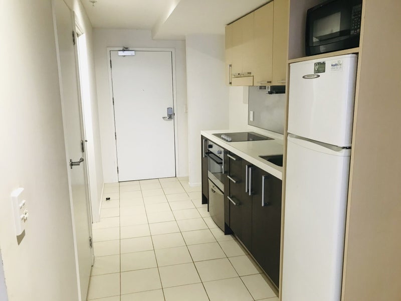 1108/152 Hobson Street, Auckland Central, Auckland - Carousel 2