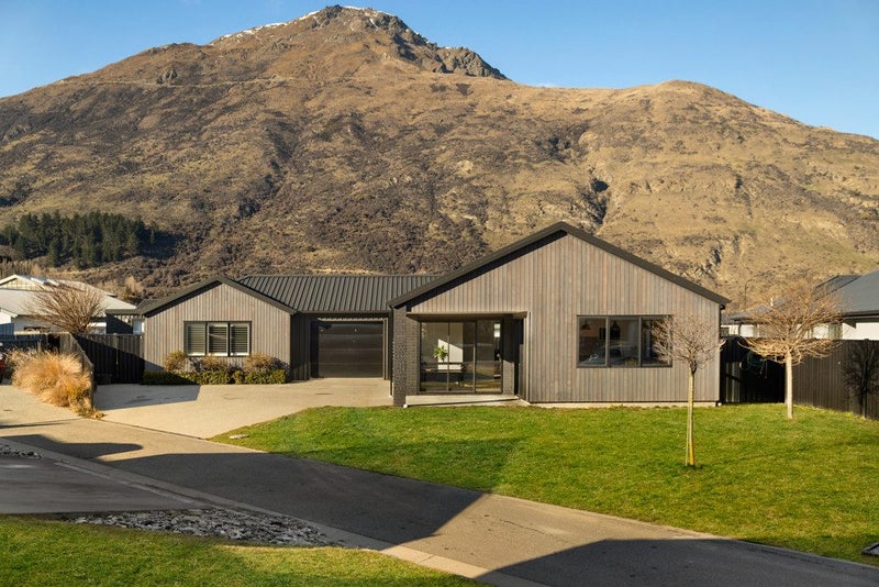 6 Masons Court, Lower Shotover, Queenstown - Carousel 1