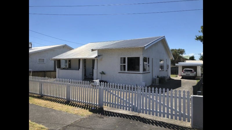 6 Kawatiri Avenue, Gonville, Whanganui - Carousel 1