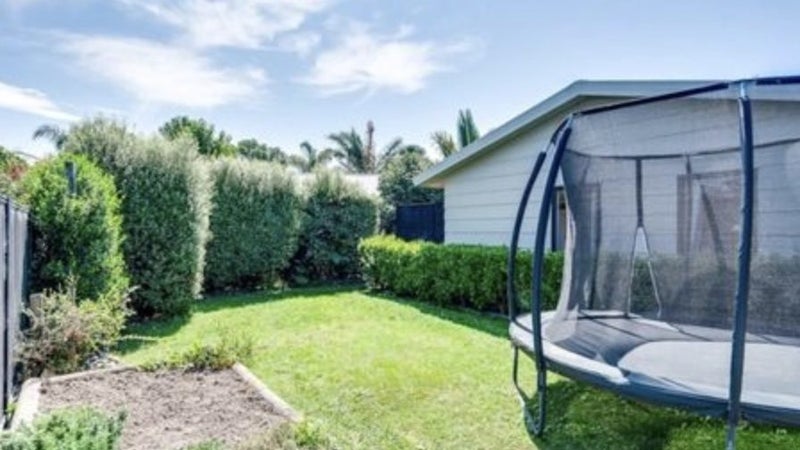 50A ALLENS LANE, CLIVE, HASTINGS - Carousel 1